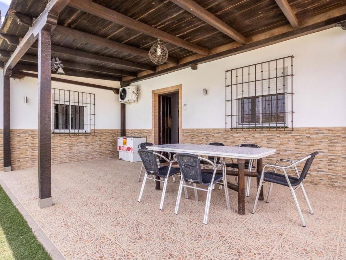 Villa Santa Teresa Vacacional Sevilla Dos Hermanas Luaran gambar